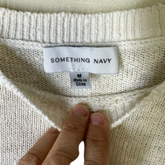 Something Navy | Cream & Embroidered Blue Flower Ruffle Crewneck Sweater Size M - Picture 6 of 6